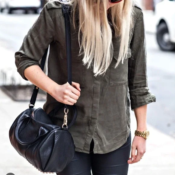 ALEXANDER WANG Pebbled Lambskin Rockie Duffel in Black  and Nickel hardware - Picture 15 of 15